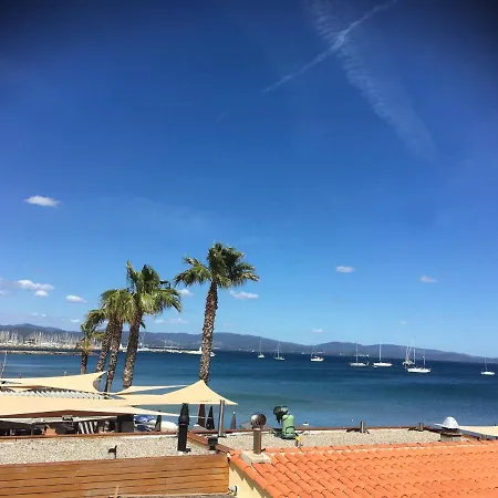 Lido Hotel 2*